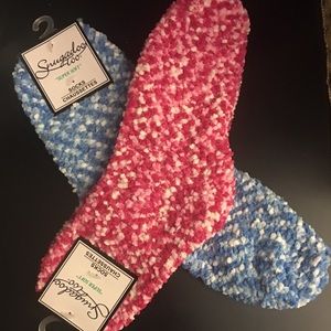 NOT FOR SALE! SNGGLY FOOTIES